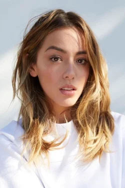 Chloe Bennet